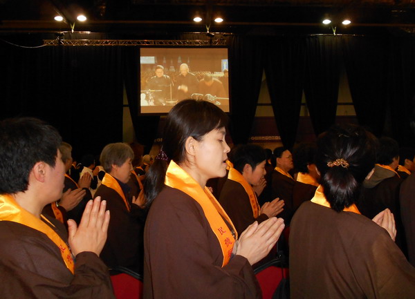 2012年香港清明祭祖护世息灾念佛系念万人法