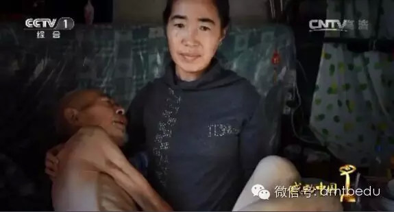 感动中国2015十大人物事迹:孝女朱晓晖